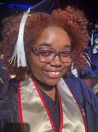 Lorraine Moulton's Instagram, Twitter & Facebook