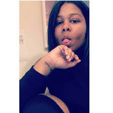 Jasmine Everett's Instagram, Twitter & Facebook