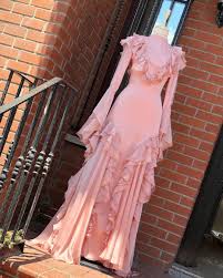 Hafta Sonu Surprizi Elbiseler Hazir Umraniye Sube Ve Kisikli Kosk Te 4renk Umraniye Subeye Yeni Sezon Urunler Ulasti A Elbiseler Elbise Elbise Modelleri