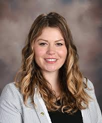 Alexis Ely's Instagram, Twitter & Facebook