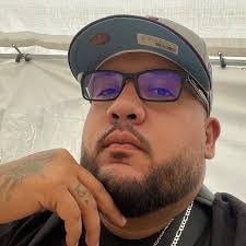 Jose Cerna's Instagram, Twitter & Facebook