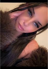 Melissa Ince's Instagram, Twitter & Facebook