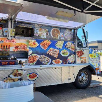 La Chalupa Mariscos #2 Food Truck — Seafood restaurant food truck in San Diego, California