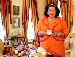 A world of elegance and charm. What A Carrie On Daily Mail Online Around World Journal