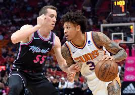Last month, the university of michigan hired juwan howard to take over for former coach john beilein who left the wolverines for the nba. Duncan Robinson Michigan S Juwan Howard A Coach You Play Hard For
