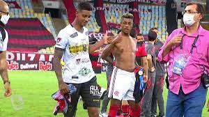 Alef mangueira severino pereira (born 29 november 1994), known as alef manga, is a brazilian footballer who plays for volta redonda as a forward. Fladoidos S Tweet Alef Manga A Bruno Henrique Esforca Te Trendsmap