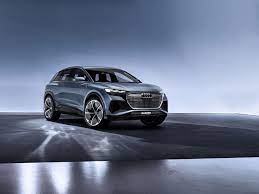 Audi Q4 E Tron Concept Brings Electric Coupe Over Style To Geneva Vehicule De Luxe Audi Q4 Tesla