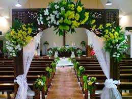 Selain itu juga fungsi yang lain adalah untuk membantu umat untuk menyelami keindahan dan keagungan tuhan yang hadir. Dekorasi Bunga Untuk Pernikahan Di Gereja Toko Bunga Jakarta Florist Terbaik Di Jakarta Tws Florist