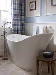 Here at bella bathrooms we have a generous selection small shower baths and very narrow bath styles to suit a variety of different spaces. Top 20 Deep Bathtubs For Small Bathrooms Ideas That You Must Have