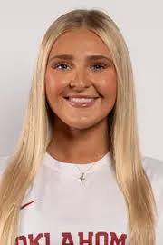 Cassie Clifton's Instagram, Twitter & Facebook