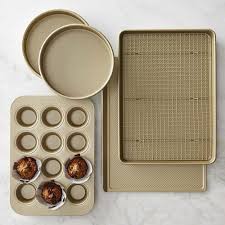 Williams Sonoma Goldtouch Nonstick 6 Piece Essentials Bakeware Set Williams Sonoma Bakeware Set Williams Sonoma Baking Set