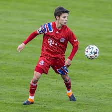 Bayern münchen video highlights are collected in the media tab for the most popular matches as soon as video appear on video hosting sites like youtube or dailymotion. Holstein Kiel Vs Bayern Munich Live Stream Game Time Thread How To Watch Bavarian Football Works