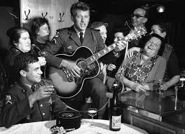 Tatouage de johnny hallyday johnny hallyday jeune rock français repose en paix grands hommes laeticia chansons françaises chanteurs français alphas. Johnny Hallyday The Elvis Presley Of France Is Dead At 74 The New York Times