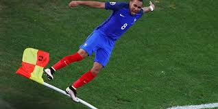 Find the perfect dimitri payet stock photos and editorial news pictures from getty images. Euro 2016 Dimitri Payet Page 2 Premier Skills English