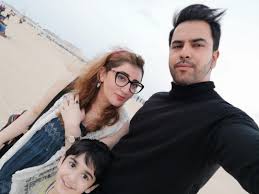 The actress used to be within the information for an fir being filed towards her and singer bilal saeed for taking pictures in a mosque, however issues. Junaid Khan S Latest Pictures With His Wife Amna And Son Nael In Usa Reviewit Pk