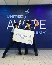 Jacklyn Pope (@alluring.aviatrix) · Instagram 照片和视频