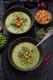 Rezept Scharfe Erbsensuppe Mit Backerbsen Und Koriander Rezept Rezepte Erbsensuppe Superfood Rezepte