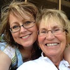 Suzanne Putman's Instagram, Twitter & Facebook