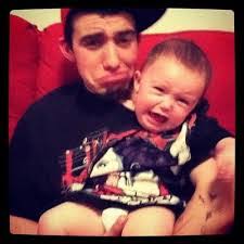 Joey Maes's Instagram, Twitter & Facebook