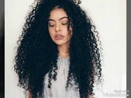 In my opinion, this look should get an award for being the easiest curly hairstyle. Long 3b Hair Novocom Top