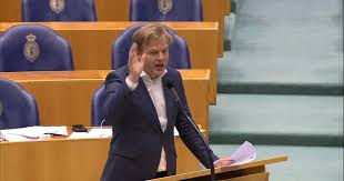 Kamerleden renske leijten (sp) en pieter omtzigt (cda) zijn woedend als blijkt dat een belangrijke notitie met fouten van de belastingdienst niet is gedeeld met commissie donner. Pieter Omtzigt Na Emotionele Dag Over Toeslagen Er Zitten Nog Meer Lijken In De Kast Bij Belastingdienst Enschede Tubantia Nl