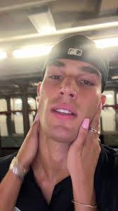 Josh Husted's Instagram, Twitter & Facebook