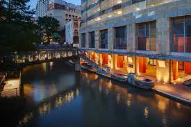 Within walking distance are the alamo buckhorn museum empire theater market square and river. Drury Plaza Hotel San Antonio Riverwalk Drury Hotels