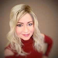 Martina Wright's Instagram, Twitter & Facebook