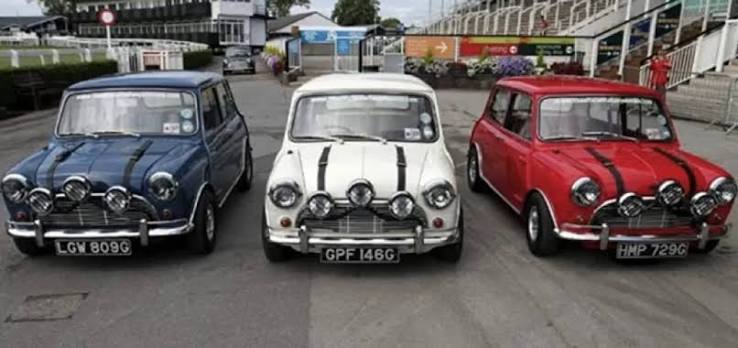 The Lost Minis of The Italian Job: The Untold Story Behind Cinema's Most  Famous Getaway Cars | Regit