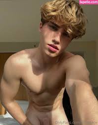 valentin.mehinagic  valsplace Nude Leaked OnlyFans Photo 36 - Fapello