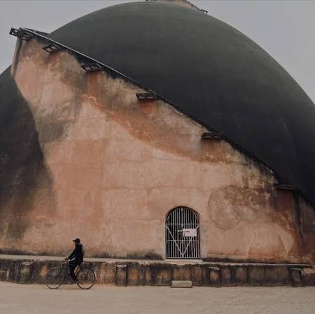 Golghar, Patna is a massive granary built in 1786 CE by the British East India Company, designed by Captain John Garstin after the catastrophic Bengal Famine of 1770. Intended to prevent future