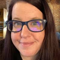 Kimberly Oswald's Instagram, Twitter & Facebook