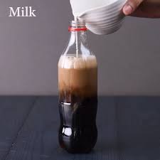 Amazing Tricks With Food Want To See If It Actually Works Amazing Food Tricks Amazing Life Hacks Household Hacks Diy Life Hacks