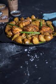 Honig Senf Hahnchen Pfanne Mit Bohnen Und Kartoffeln Knusperstubchen Rezept Hahnchen Pfanne Fleisch Gerichte Fleischgerichte Rezepte