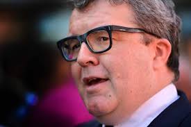 Steve Coogan's daughter lands role at Tom Watson's office