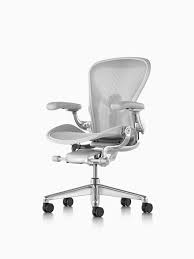 Aeron Chair With Mineral Finish On Seat Back And Arms Polished Aluminum Base Select To Go To The Aeron Aeron Office Chair Modern Office Chair Office Chair