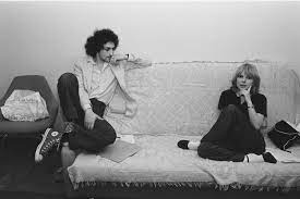 Слушай музыку от michel berger, france gall, похожую на jamais partir (remasterisé en 2002) и la petite de calmette (remasterisé en 2002). France Gall Et Michel Berger Facebook