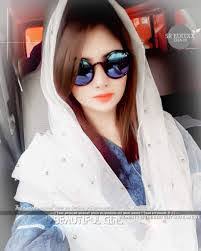 Sam Kron's Instagram, Twitter & Facebook