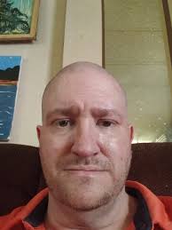 I would have to say this type of woman wouldn't never catch my eye or fancy  to be given the chance to ever give me this ultimatum. Southern Women love  their men,