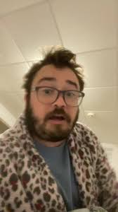 #stitch with @schnead like what a random edit 🤣🤣 #foryou #fyp #foryourpage