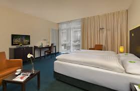La composition minérale de l'eau du robinet est très variable d'une région à l'autre, et tout généralement, elle est déconseillée pour la préparation des biberons pour les nourrissons. Hotel Fleming S Hamburger Allee Francfort Sur Le Main Hesse Chez Hrs Avec Services Gratuits