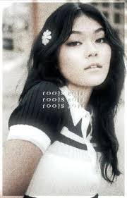 Mila Jones's Instagram, Twitter & Facebook