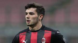 Diaz mencatatkan 27 kali penampilan di ajang serie a dan mencetak empat gol. Ac Milan Will Brahim Diaz Halten Real Legt Preisschild Fest