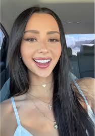 Leanne Delgado's Instagram, Twitter & Facebook