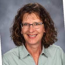 Sandy Wendt's Instagram, Twitter & Facebook