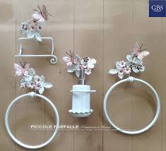Arreda i tuoi ambienti dal design moderno con accessori da bagno cromati o bronzati. Bagno Collezione Piccole Farfalle Gbs Store Il Negozio Online Di Gbs Firenze