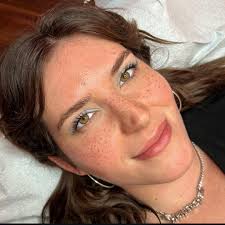 The cutest little nose freckles ✨ I could do these all day, every day!  Freckles heal 20-30% lighter once healed & last 1-2 years