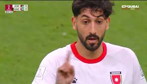 محمد وهـبي :🗣️🎙... إسماعـيل باعوف يلعـب بعقلية ديال لاعـب عندو 30 عـام،  بالرغم أنه مـازال صغير فالعمـر… عندو شخصـية قوية فـوق الميدان وعـندو دكاء  تبـارك الله وغادي يكـون عندو مستقـبل كبير إن