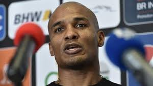 Mantan Gelandang Chelsea Dipecat Lewat Twitter