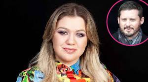 Kelly Clarkson Reveals Album That's Helping Her Through Divorce